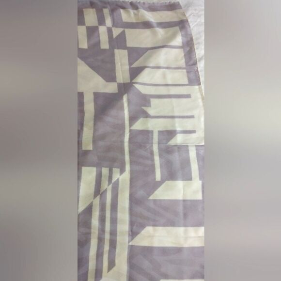 Jaeger Silk Scarf Lavender and Cream Geometric Scarf with Modern Design - Picture 7 of 12